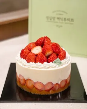 성심당 딸기요거케익