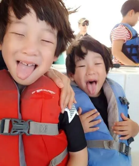손님병신이 지애새키ㅣ사진보여줄때 특징