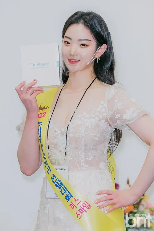 권은지 성형 전 ㅈㄴ청초하게 이쁘다 댓글 3
