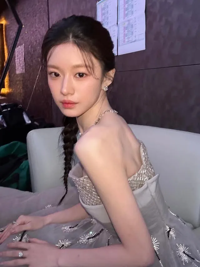 고윤정 실물보면7