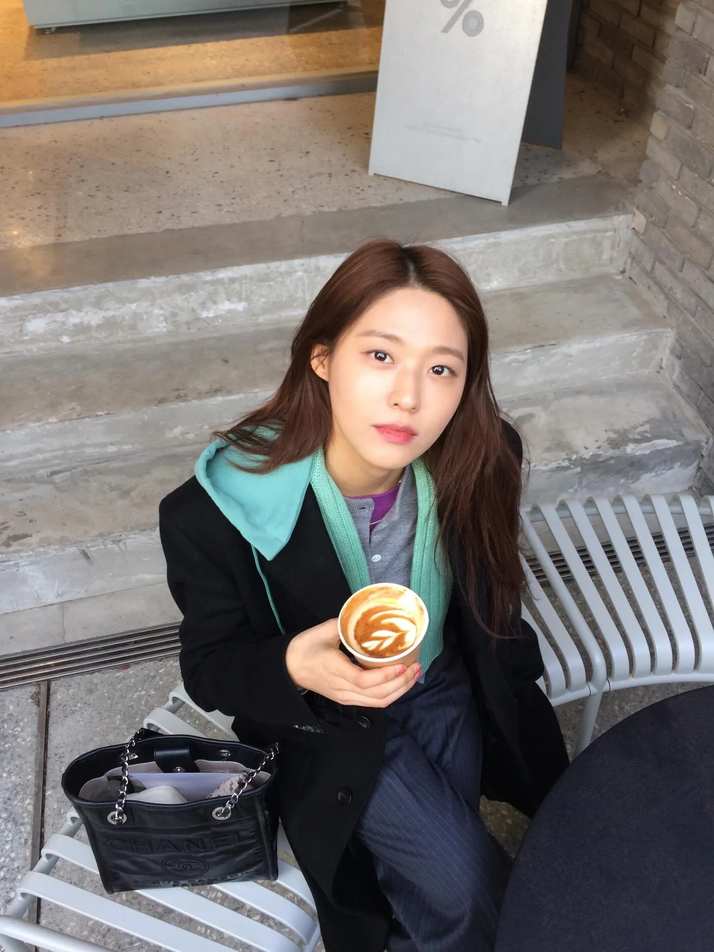 설현 여전히 이쁘다2