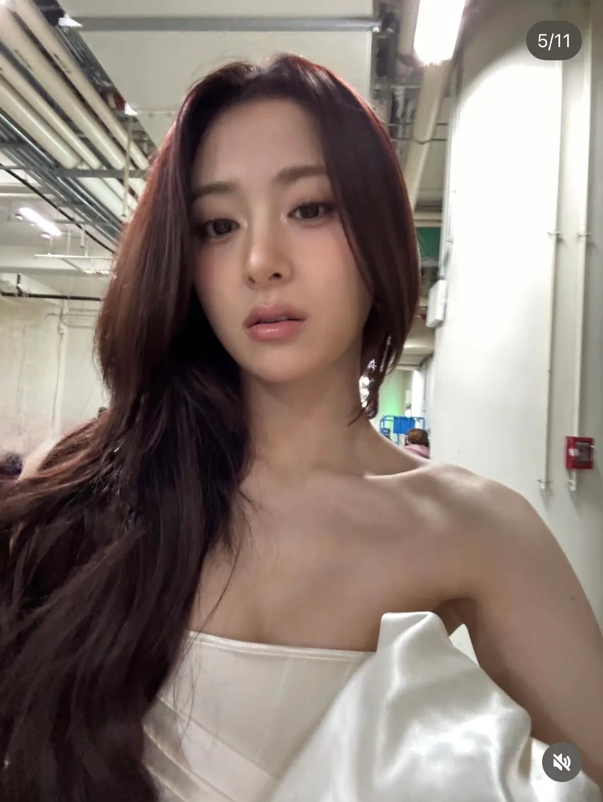 허윤진도 실물 진짜 예쁠듯...3