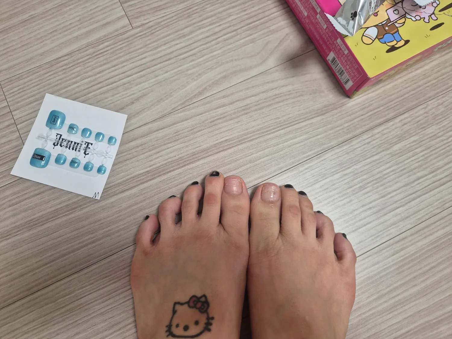 발톱바꿨어용