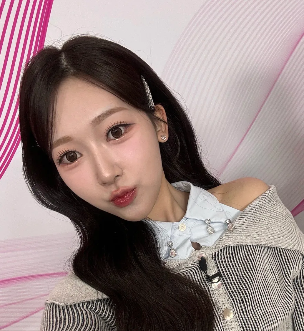 얘 얼굴 뭐한거같아요??3