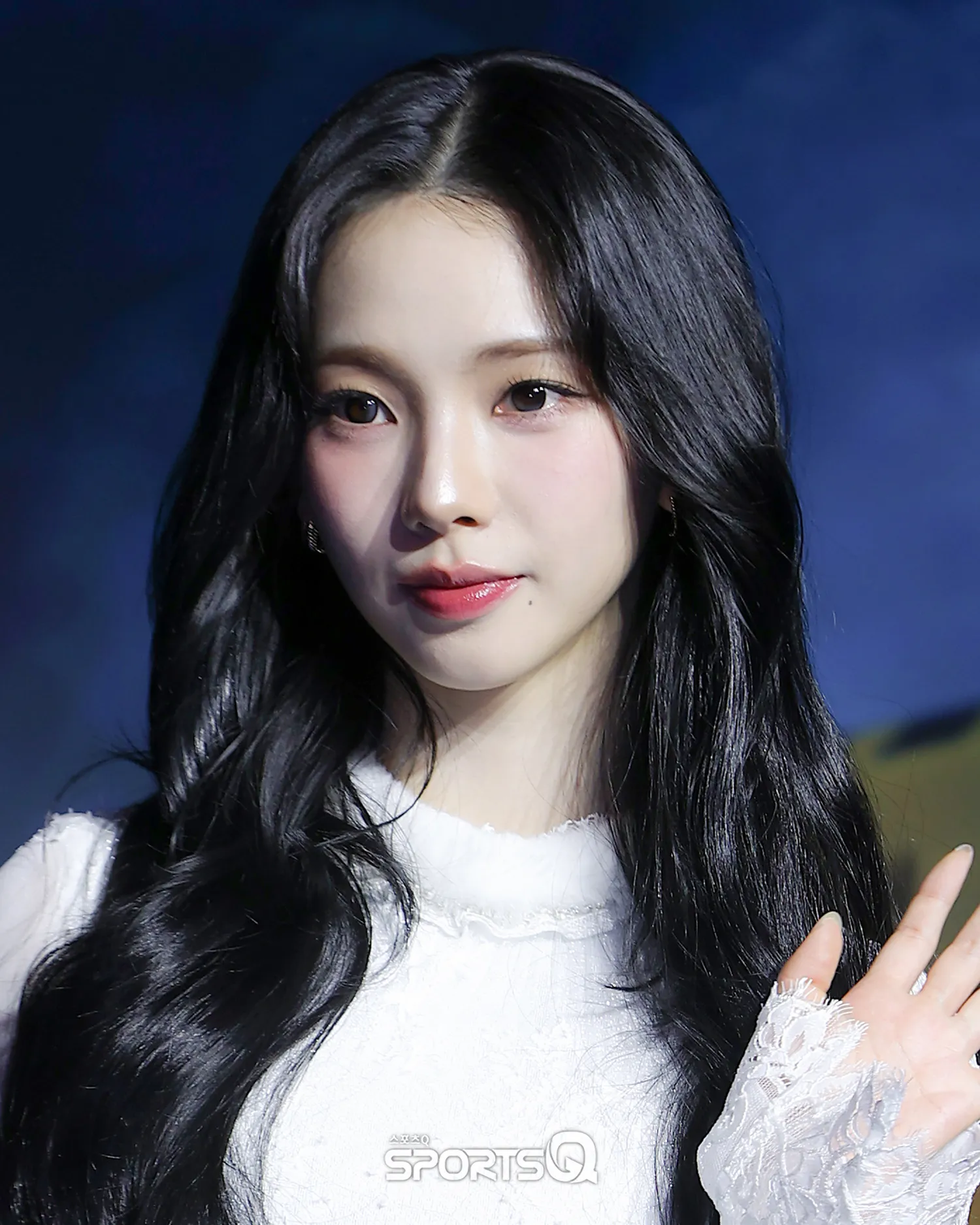 카리나 보는데 진짜 화이트 잘 받는다..2