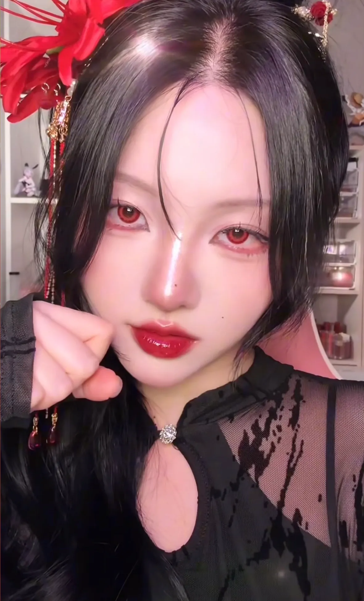 이런 화장+렌즈하고 하퍼가보고싷다