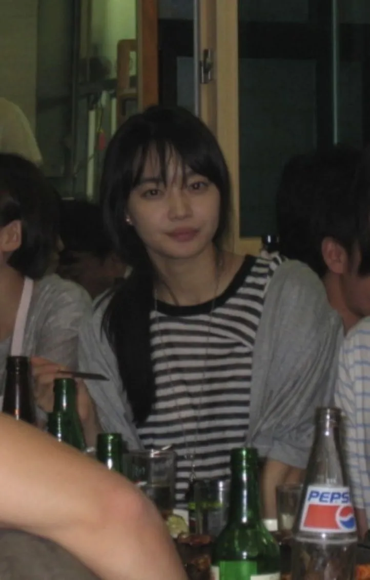 이사진 신민아였구나..