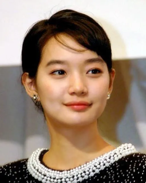 이사진 신민아였구나.. 댓글