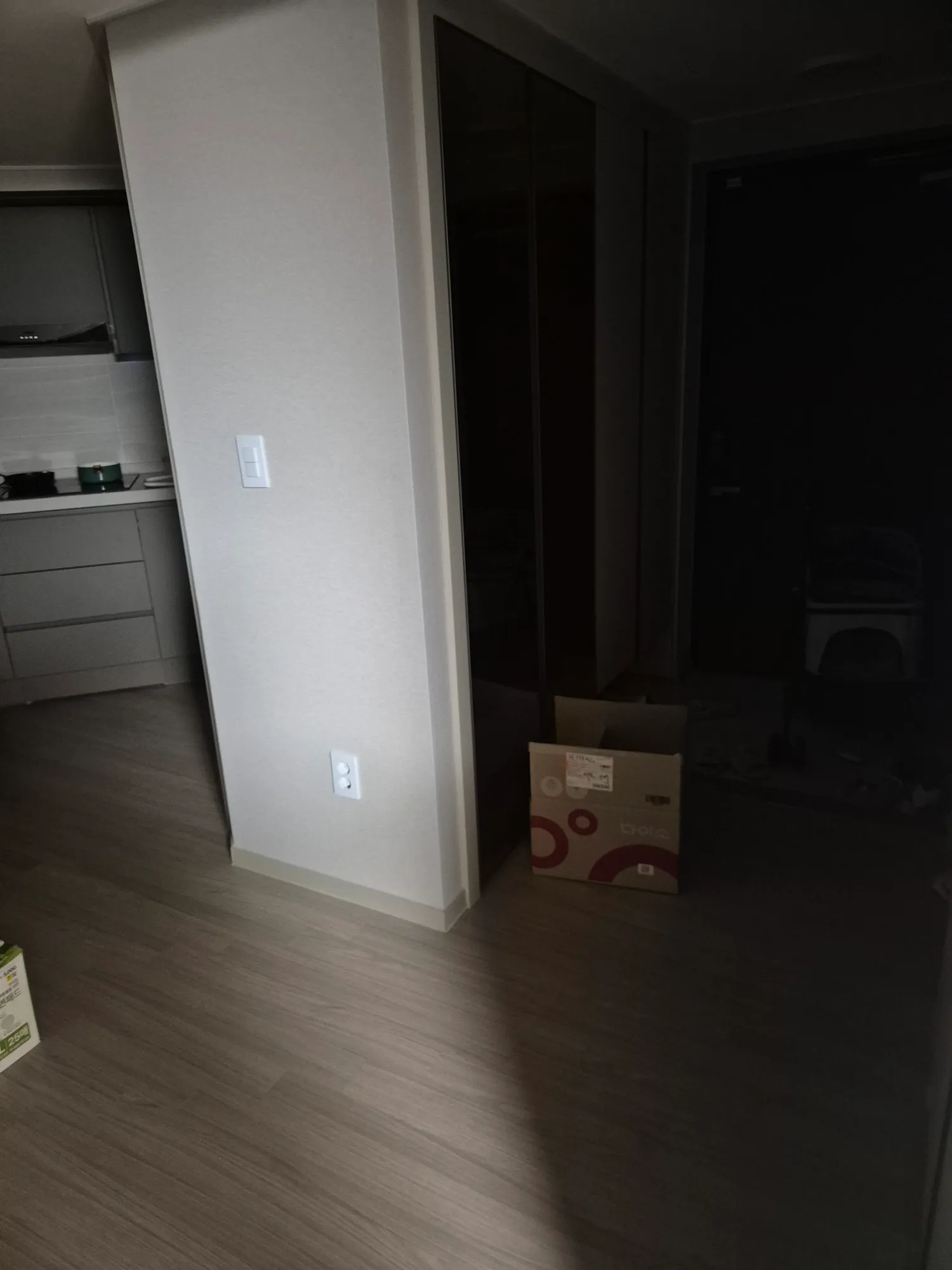 언니들15평 복층 오피 나갈때도배해줄때2