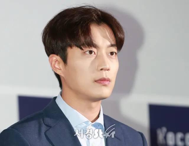 정용화vs윤두준 댓글 2