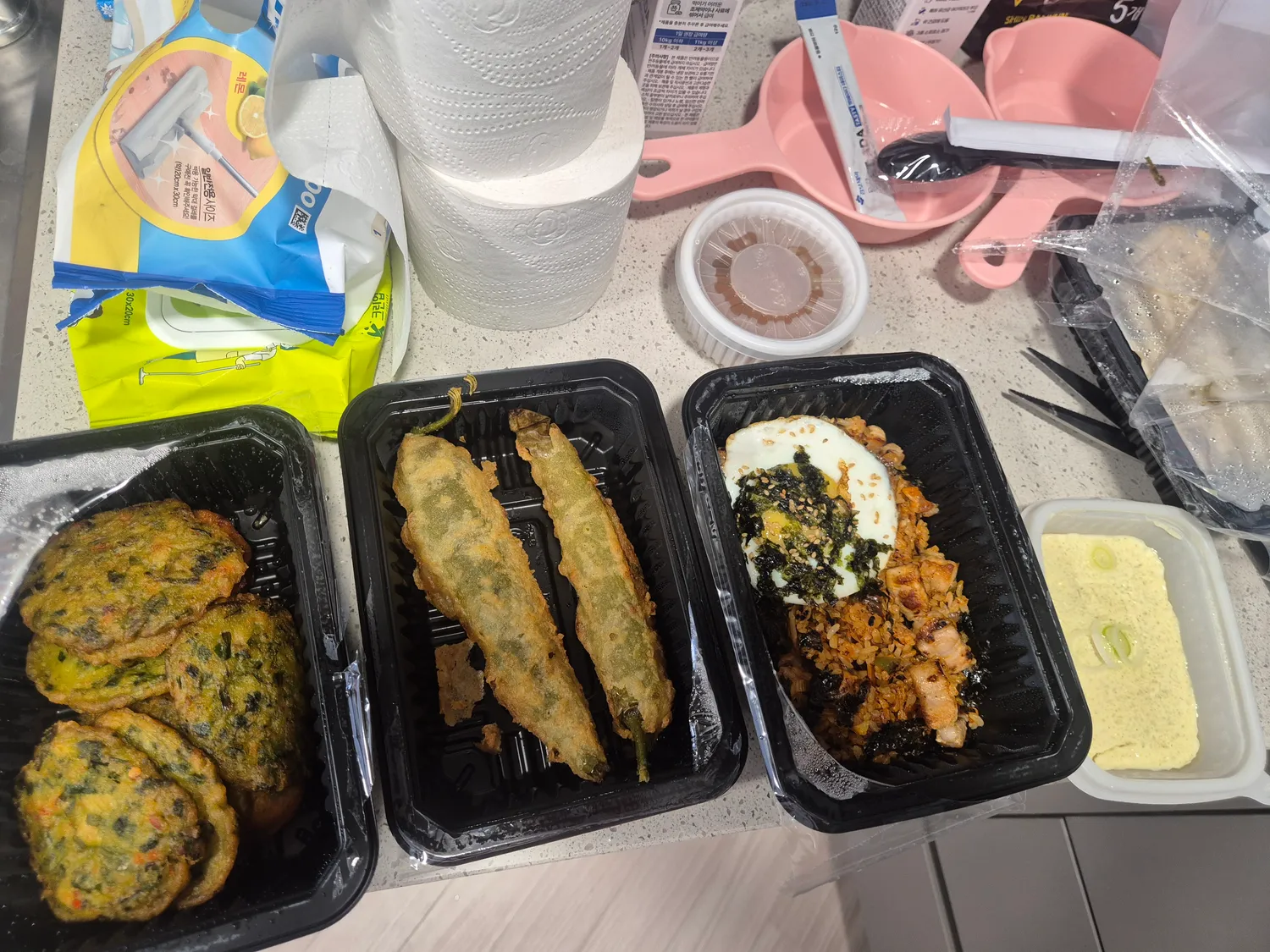 김치복음밥 부츠전김치전장국