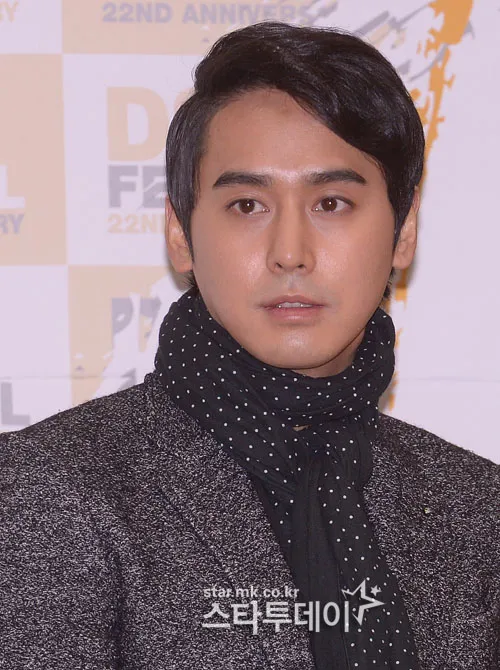 단체방에서 맞은편 손새끼가 나 이놈 닮았다해서2