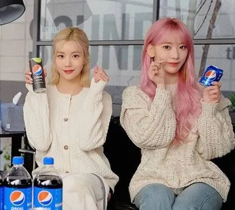 권은비 서예지중 누가 더 얼굴이작을까2