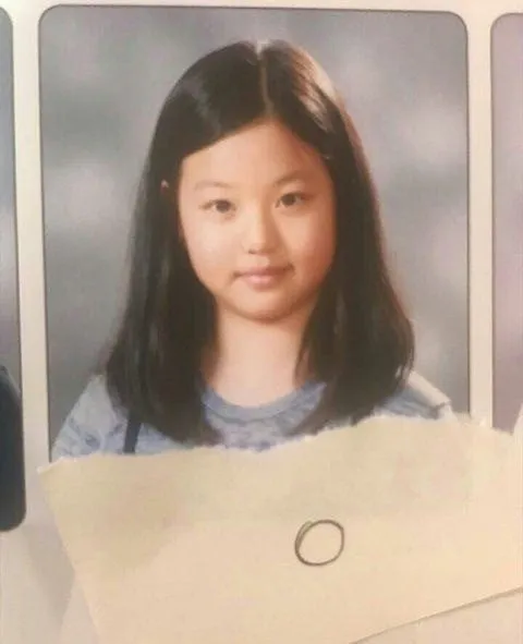 장원영 자매는 아빠하나도안닮은듯 엄마닮음 댓글