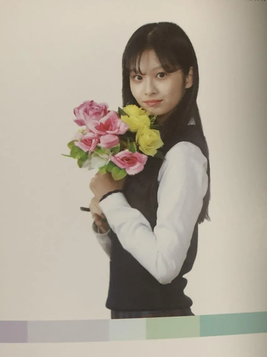 설윤도 윤곽이랑 코 한거죠?