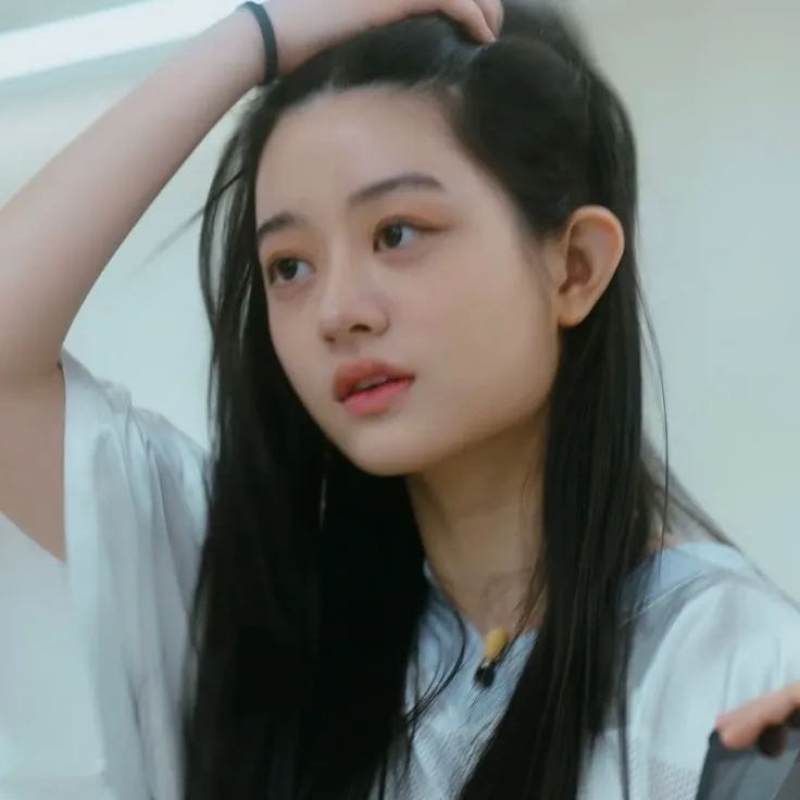 턱이 이렇게 생긴것도 신기