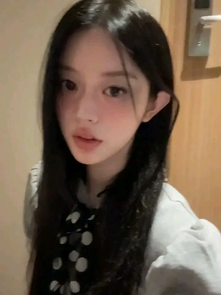 턱이 이렇게 생긴것도 신기3
