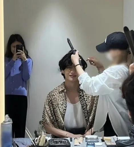 제니 뷔 잘 어울렸는뎅