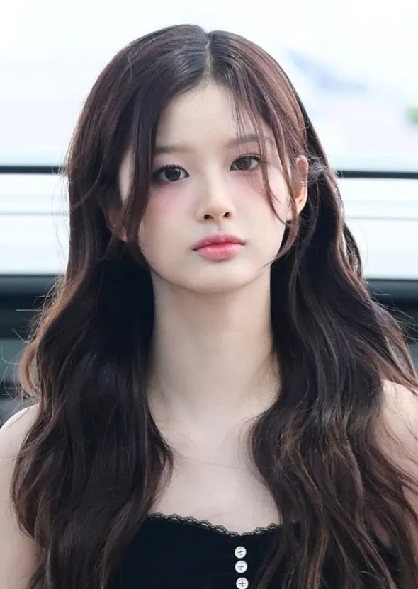 설윤 이 화장 어때요? 댓글 3