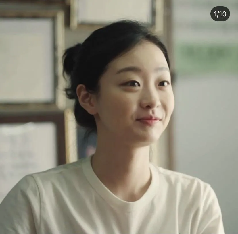 김다미는 이때는 예뻤던거같은데3