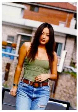 김혜수 가슴수술 한건가용?