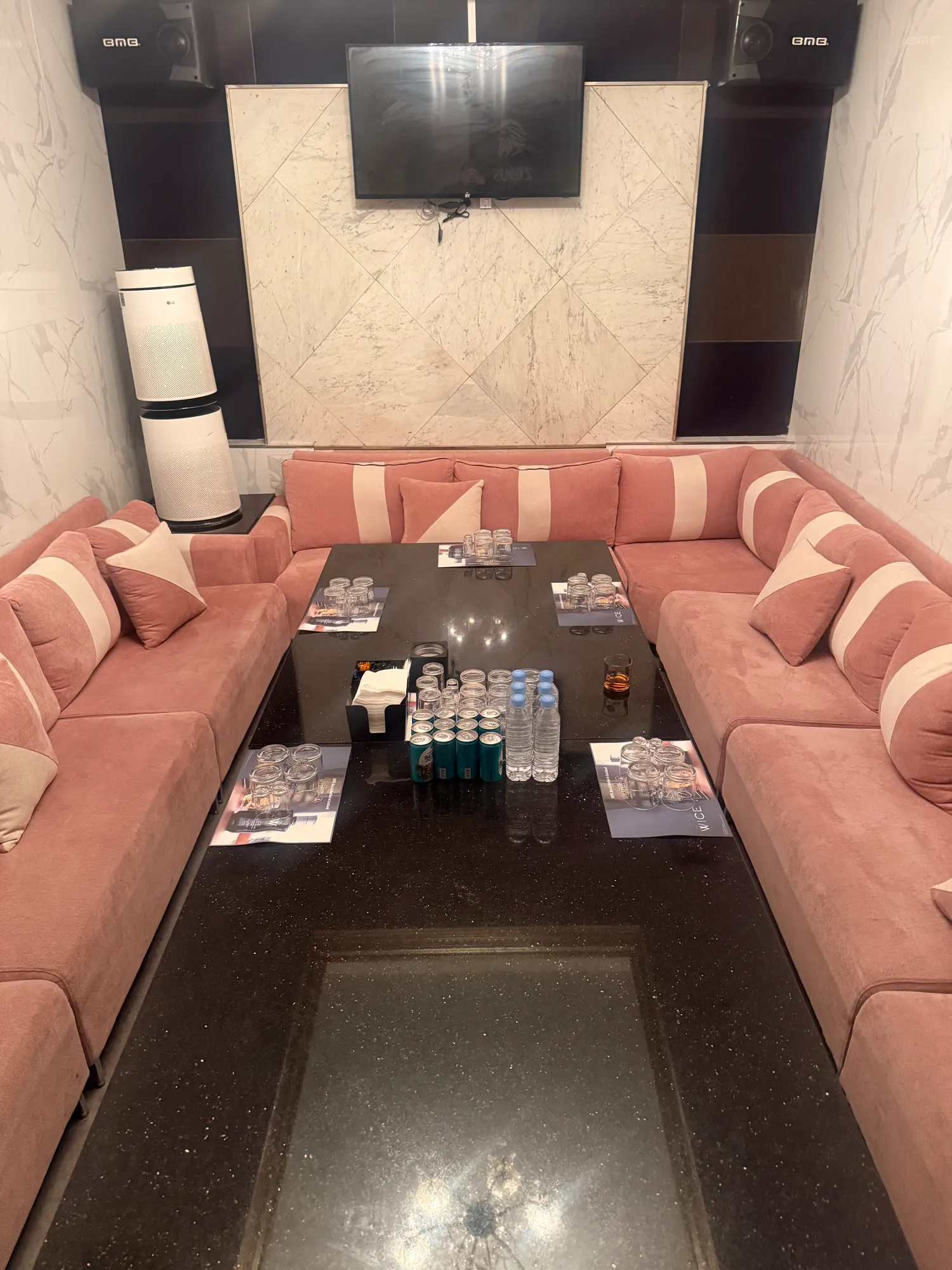 6시부터 손님입실!! 역삼 대형하퍼 <제우스>에서 공주님들 모집합니다3