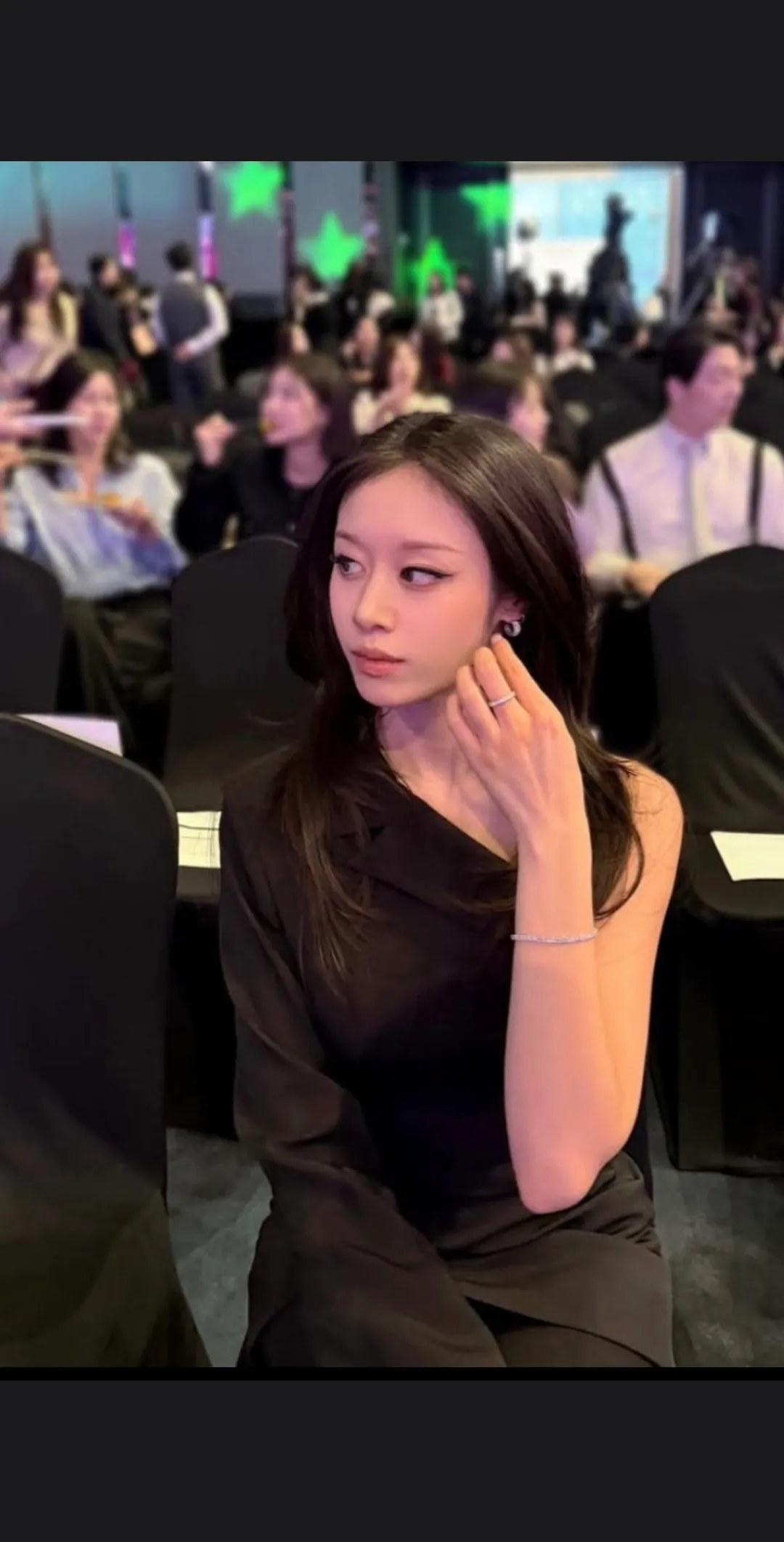 얼굴 진짜 작나봐요2