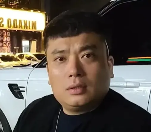 제가 느낀건데 경상도에 이렇게생긴새끼들 댓글