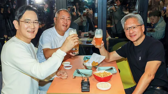 솔직히 생긴건 셋다 늙은 아저씬데