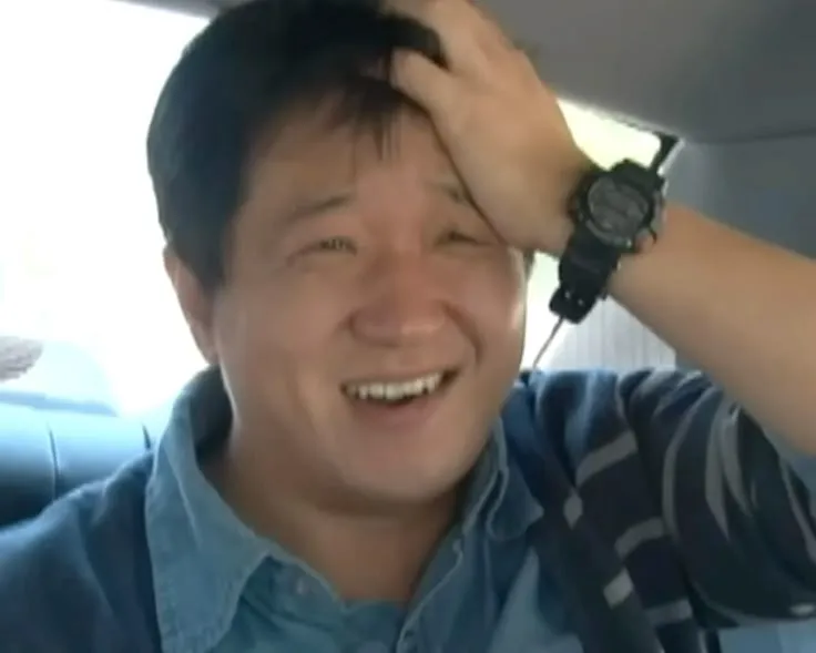 저만큼 비대칭인 사람 없을것같아여