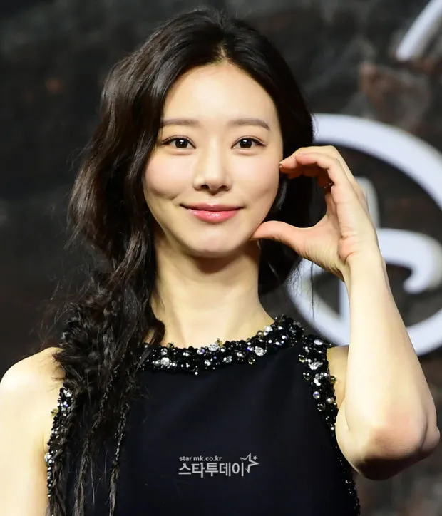 이주빈 진짜 신기한게