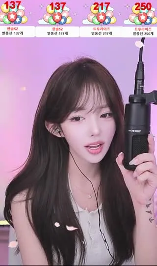 조예리는 딱 23년도 때가 이쁜거같아2