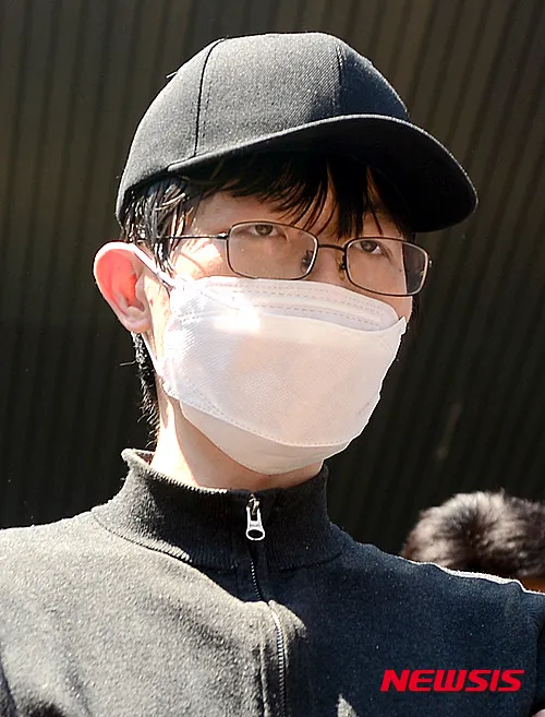 관상 이렇게생긴 한남 조심하세요