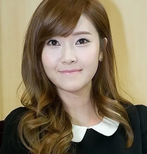 제시카 같은 안면비대칭