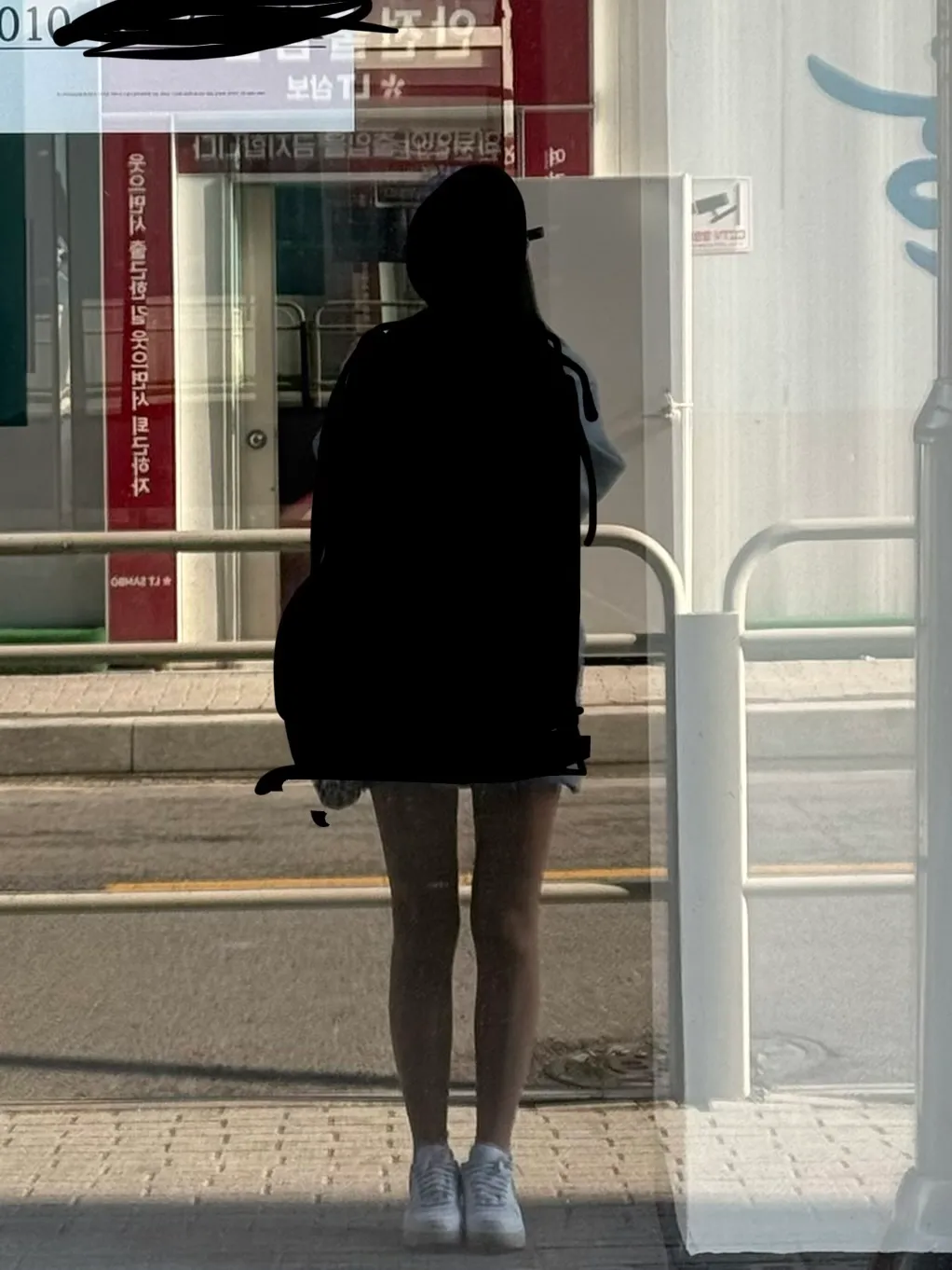 164/49-50인데 종아리 다리 굵지않아요..?