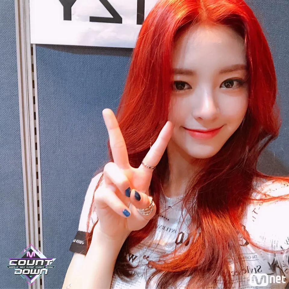유나 이 사진