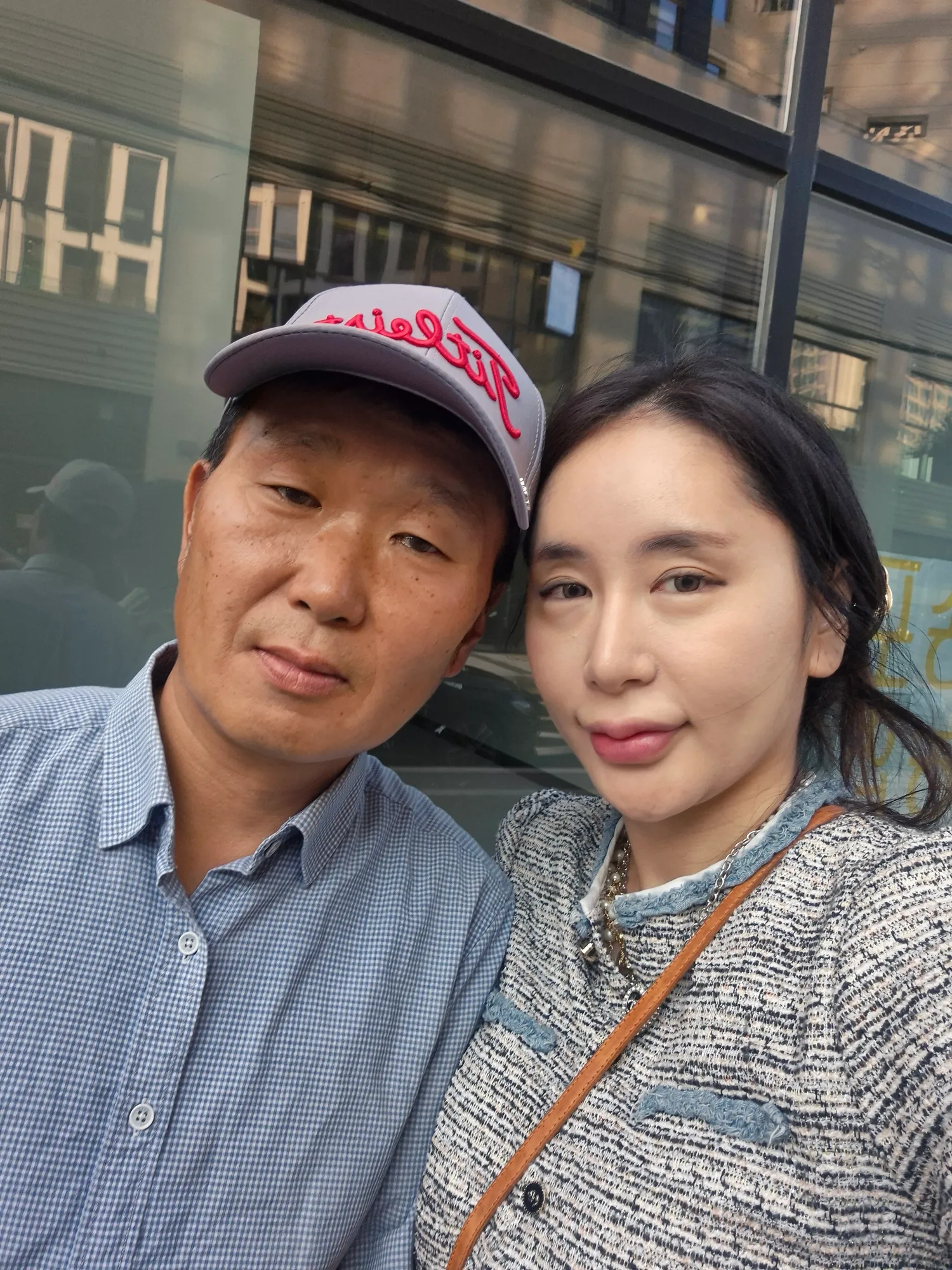 흰동이 겅도이 동금이 산책완료 내이삿짐창녀들 댓글 8