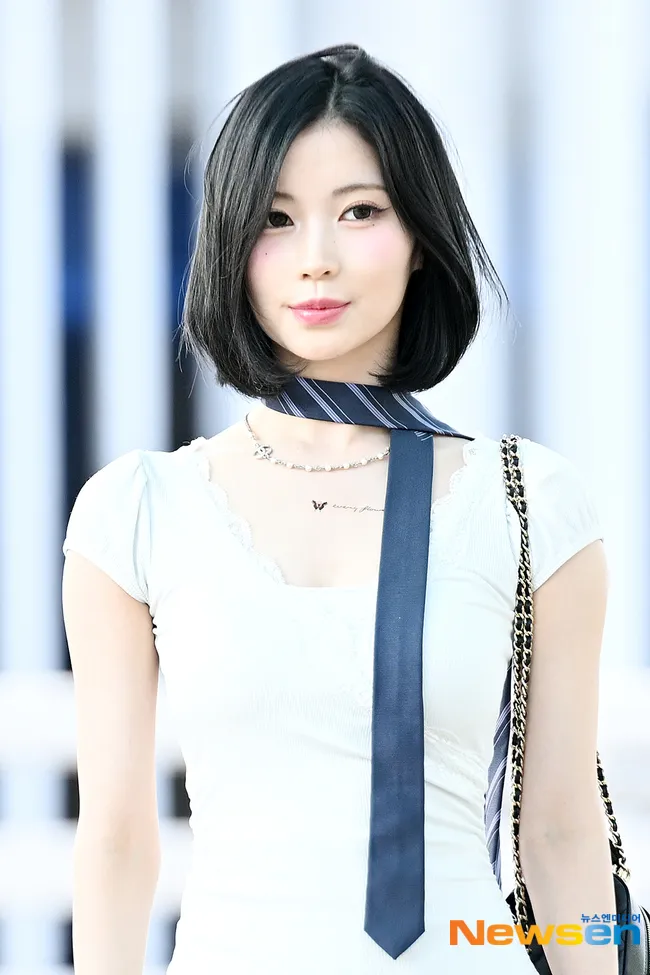 베몬아사 예쁜데 뭔가 내기준 룸삘느낌으로 예뿌게생겼는데