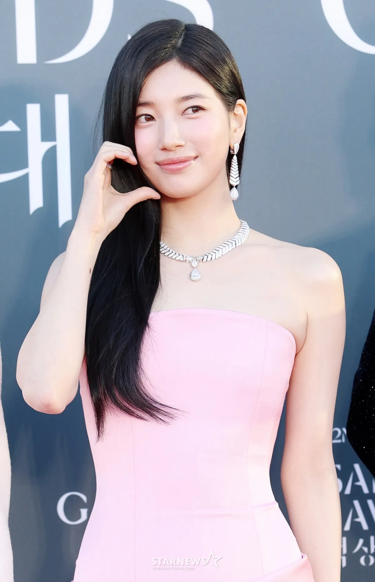 언니들 이번 수지 헤메 어떤거 같아요?2