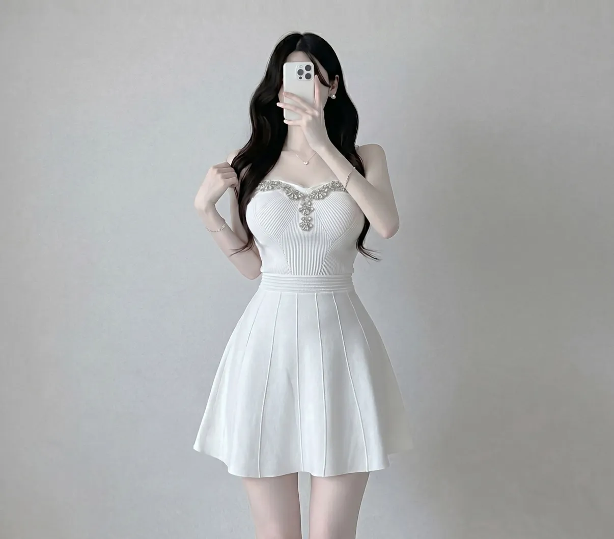 옷 둘중에 머가 나아요?