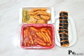 엽기떡볶이 vs 신전떡볶이2