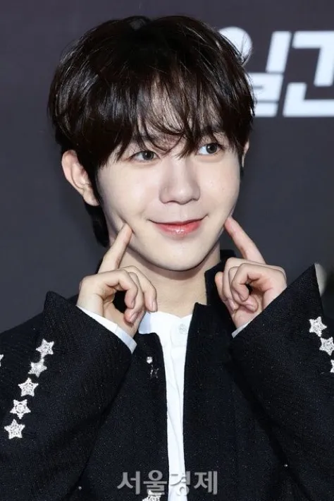 얘 아이돌인데 이렇게 생긴 ㅅㅅ 존나 봄2