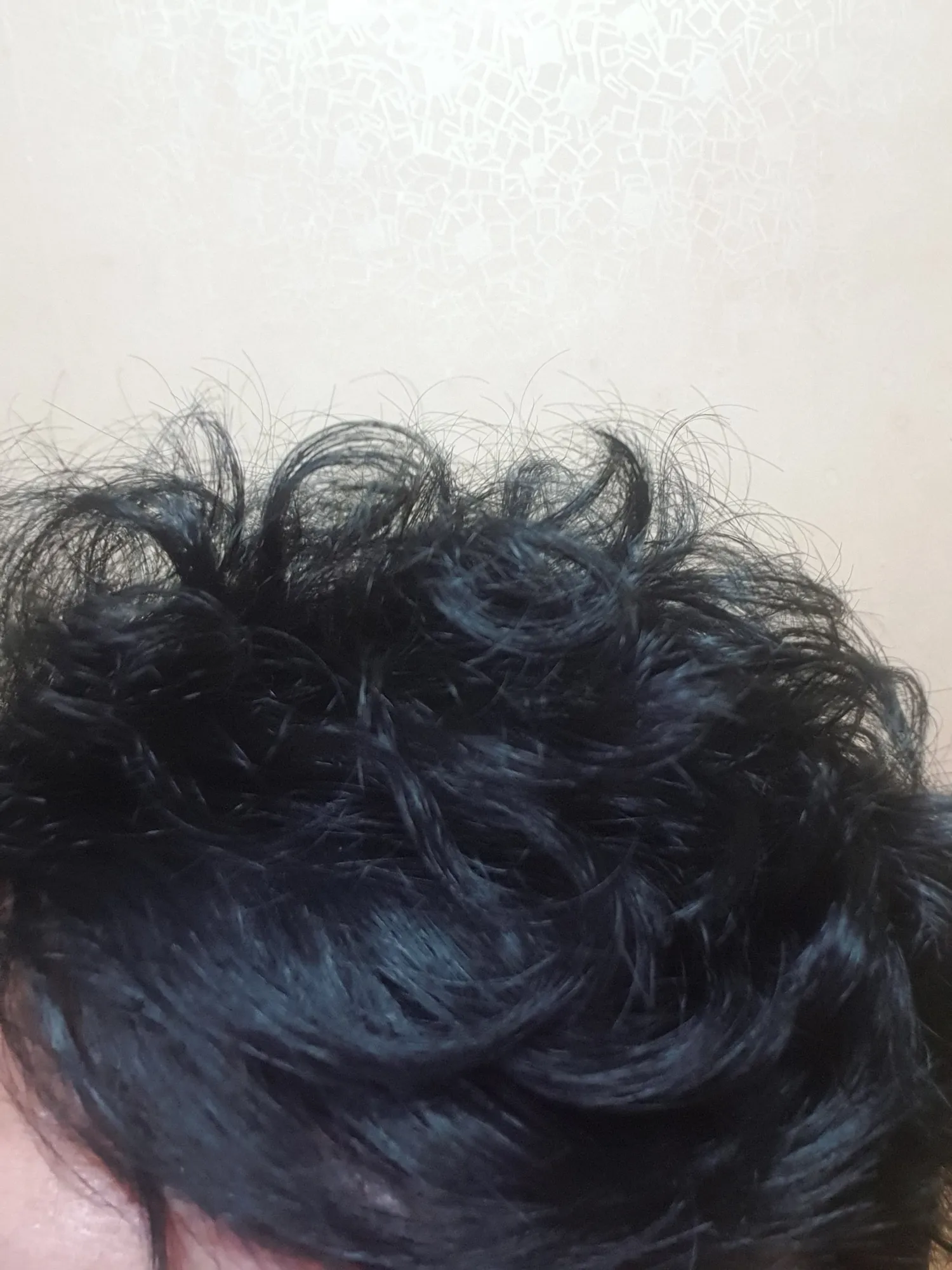 너무 어리게 생겼다고 댓글