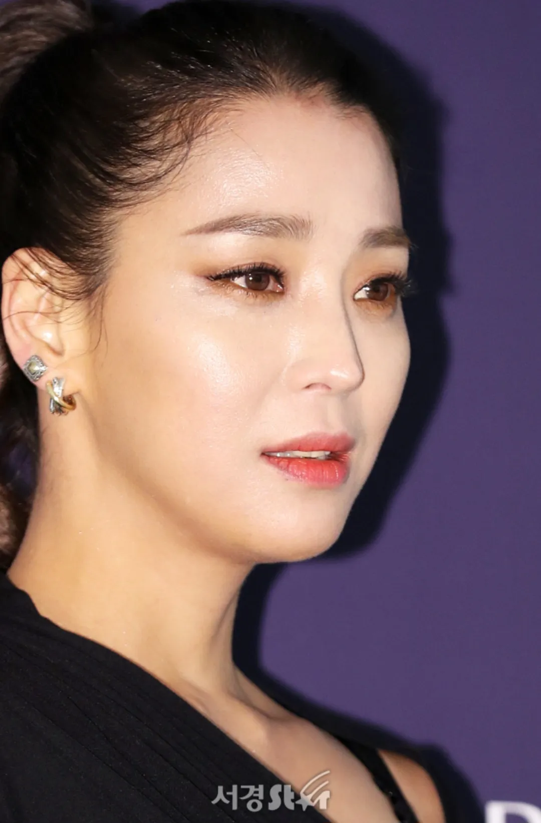 중안부긴데 존예여연 댓글