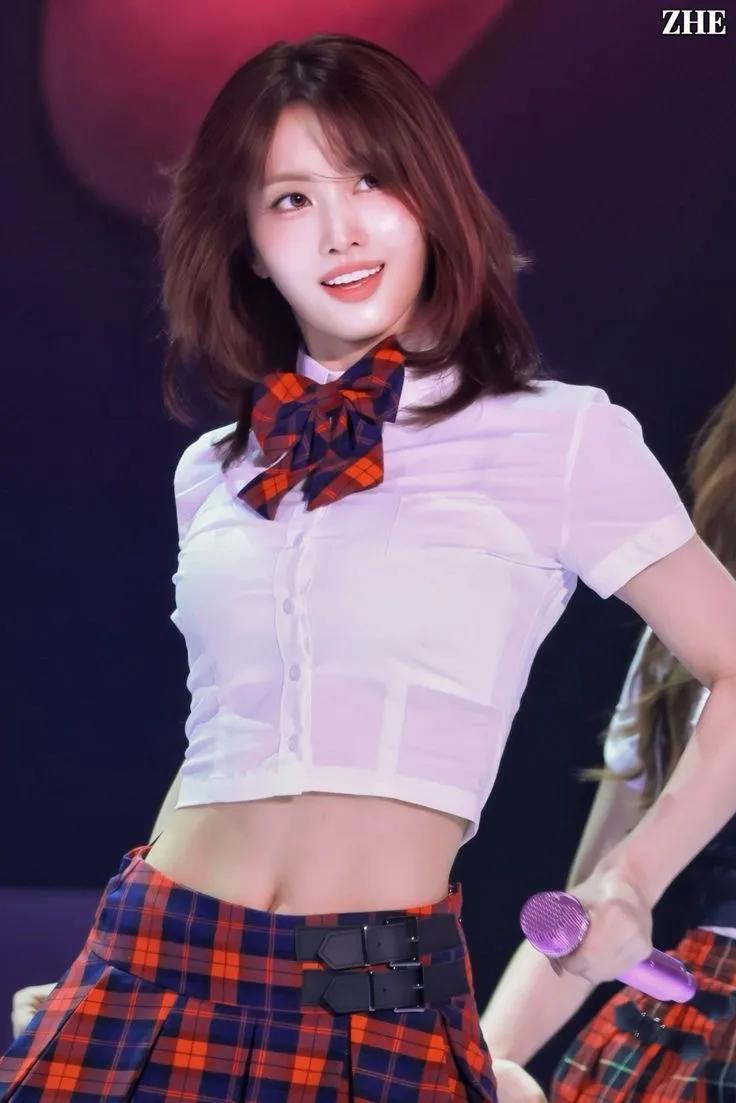 일할 때 자주 들어본 아이돌인데9