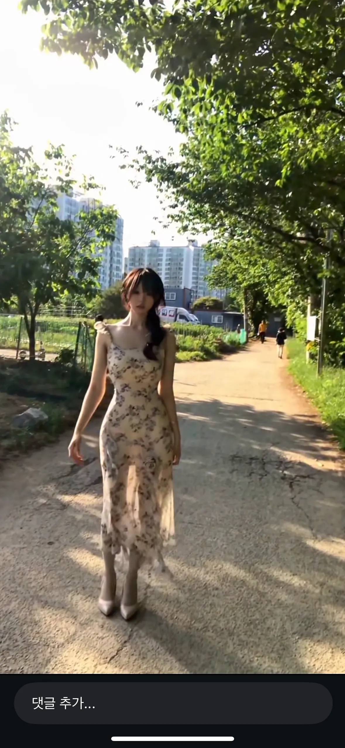 이분 몸매 진짜 예쁜 것 같아요