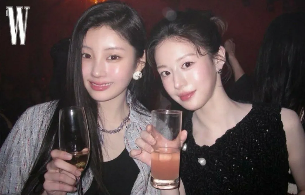 원희 고윤정 카즈하 제니 투샷