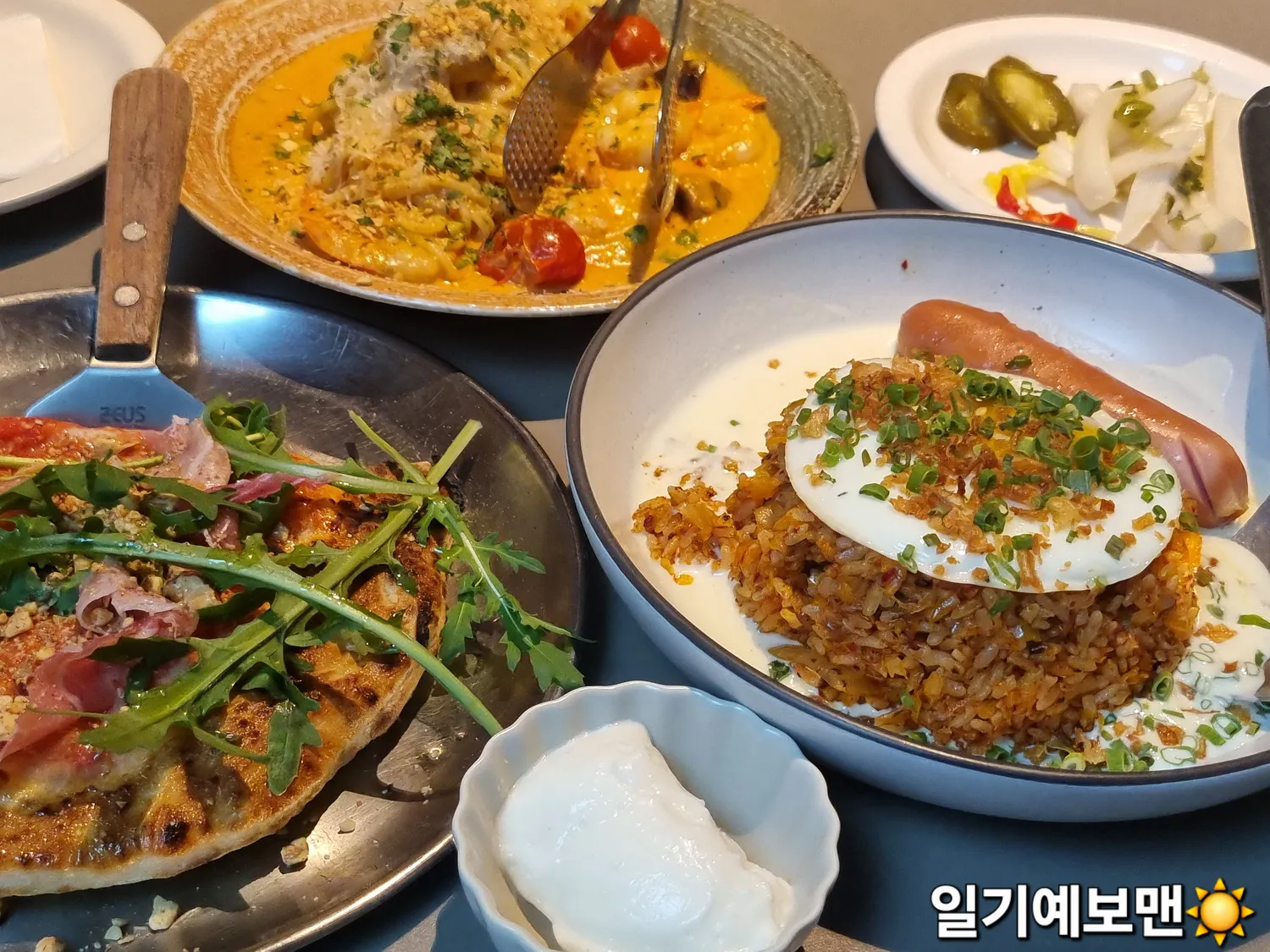 언니들 저메뉴부탁해용 댓글