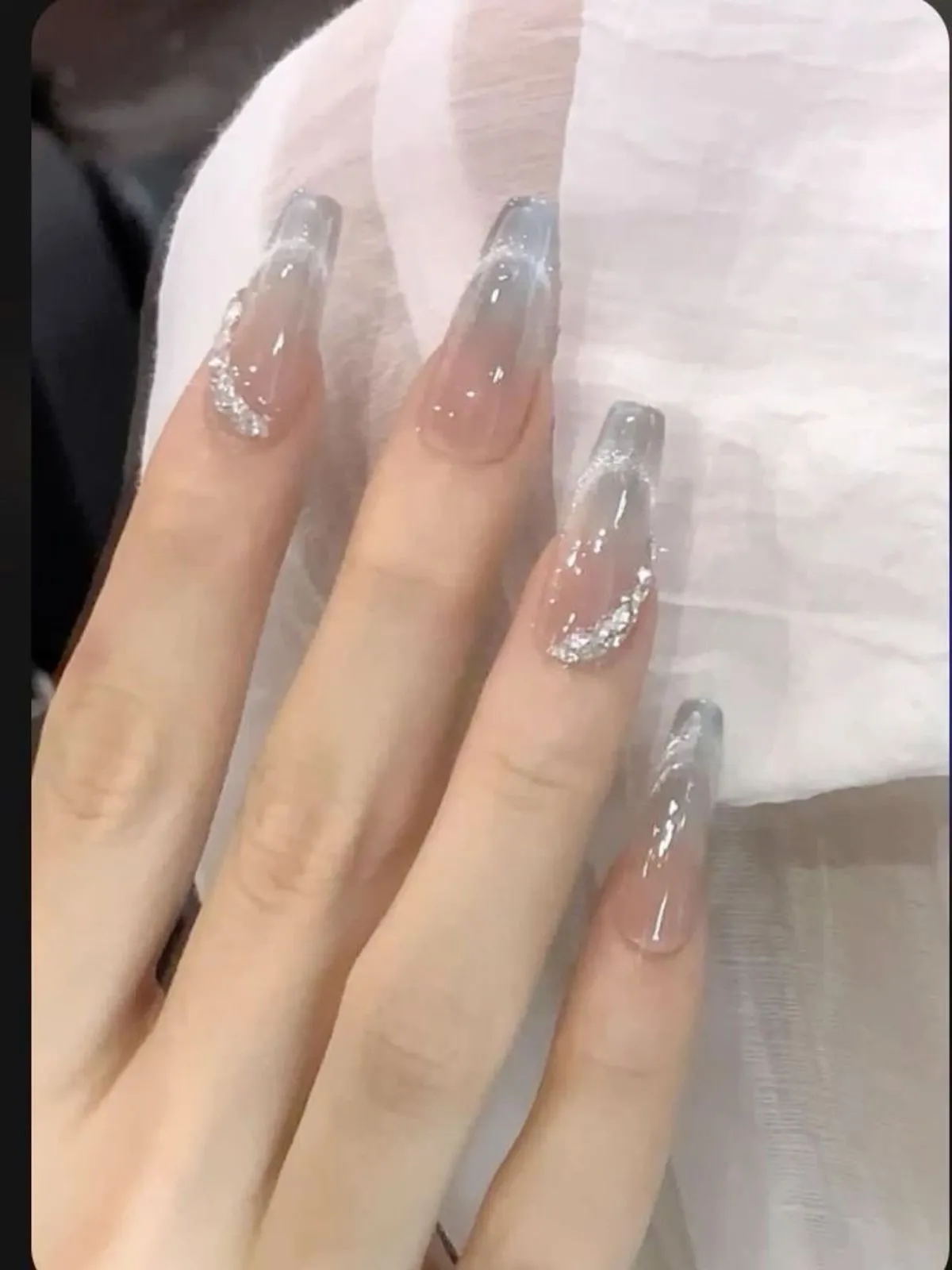신사 논현 역삼 등등 네일샵 추천좀 해주세여 웅니들 ㅜㅜ