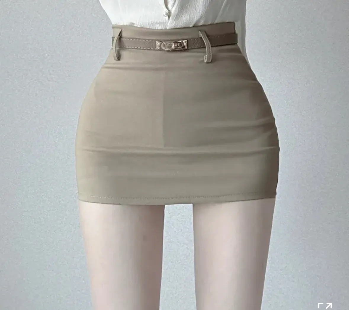 언니들 이거에 어울릴 치마 골라주세욧3